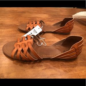 7.5 mossimo spring sandals, NWT